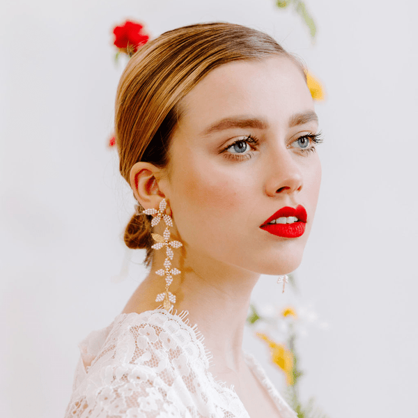 He loves me He loves me not earrings