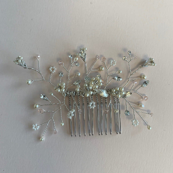 Julia halo & hair comb