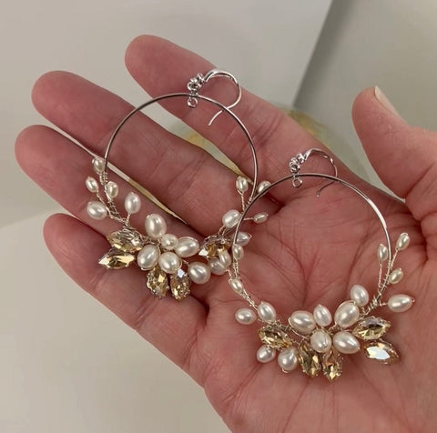 Malorie pearl crystal earring
